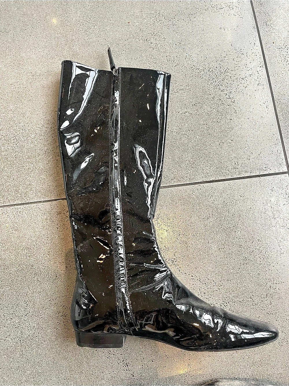 Women's Black Knee-High Boots